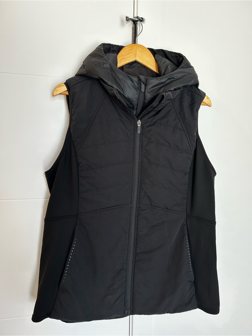 Lululemon Another Mile vest
